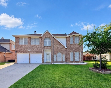 5709 Parkwood Trail - Photo Thumbnail 1