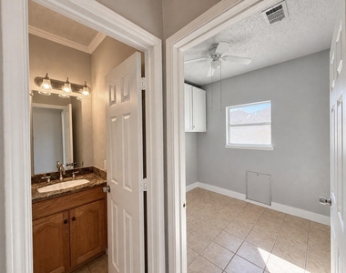 5709 Parkwood Trail - Photo Thumbnail 25