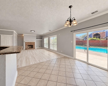 5709 Parkwood Trail - Photo Thumbnail 11
