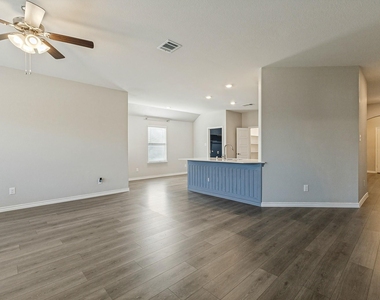 314 Gatecrest Drive - Photo Thumbnail 8