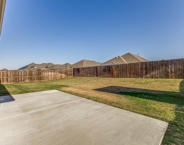 314 Gatecrest Drive - Photo Thumbnail 22