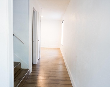 2904 S Fielder Road - Photo Thumbnail 2