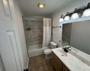 5232 Goodman Drive - Photo Thumbnail 14