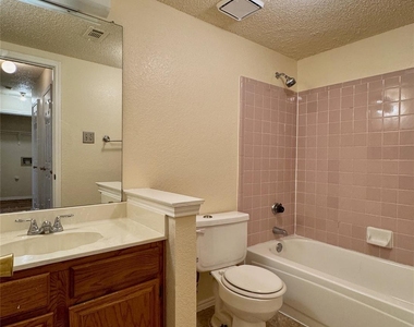 7972 Roundtable Road - Photo Thumbnail 16