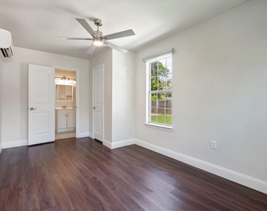 2744 Catherine Street - Photo Thumbnail 22