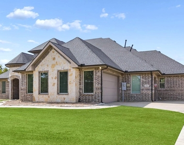 1012 Mallard Way - Photo Thumbnail 31