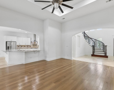 1012 Mallard Way - Photo Thumbnail 6