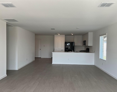 1529 Lanner Meadows Lane - Photo Thumbnail 6
