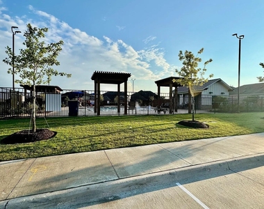 1529 Lanner Meadows Lane - Photo Thumbnail 21