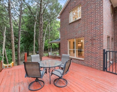 7030 Pecan Creek Circle - Photo Thumbnail 25