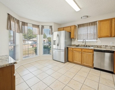 3625 Garden Springs Drive - Photo Thumbnail 3