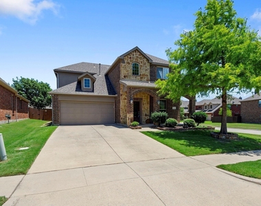 913 Lampassas Trail - Photo Thumbnail 1
