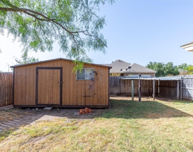 2025 Lytle Trail - Photo Thumbnail 35