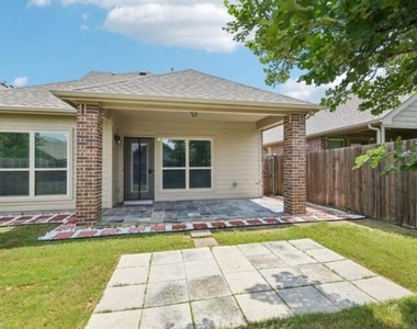 9920 Prairie Dog Lane - Photo Thumbnail 23