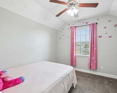 9920 Prairie Dog Lane - Photo Thumbnail 16
