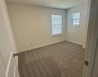 1350 Eldridge Pond Street - Photo Thumbnail 20