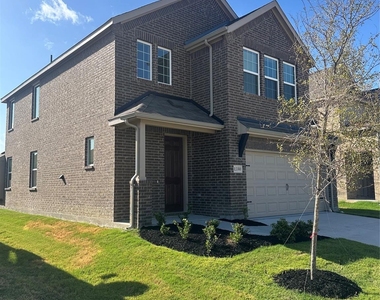 1350 Eldridge Pond Street - Photo Thumbnail 1