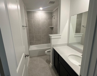 1350 Eldridge Pond Street - Photo Thumbnail 24