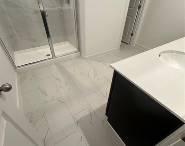 1350 Eldridge Pond Street - Photo Thumbnail 14
