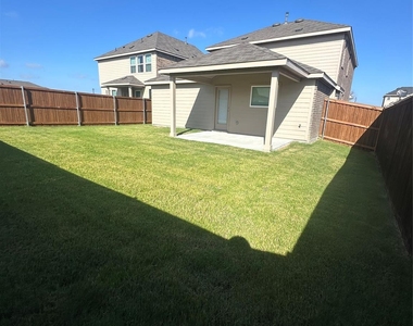 1350 Eldridge Pond Street - Photo Thumbnail 28