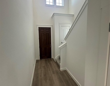 1350 Eldridge Pond Street - Photo Thumbnail 3