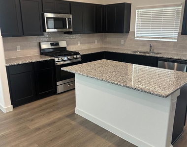 1350 Eldridge Pond Street - Photo Thumbnail 7
