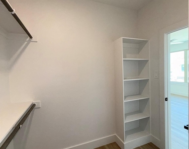 5634 Mesa Circle - Photo Thumbnail 23