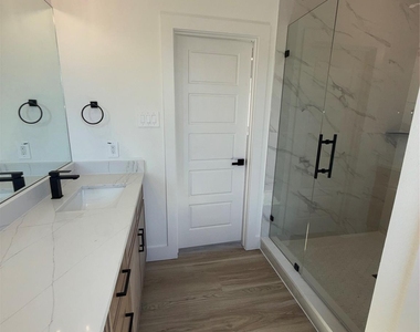 5634 Mesa Circle - Photo Thumbnail 25