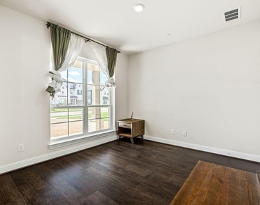 7618 Kiowana Court - Photo Thumbnail 23