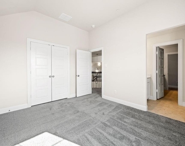 7618 Kiowana Court - Photo Thumbnail 19