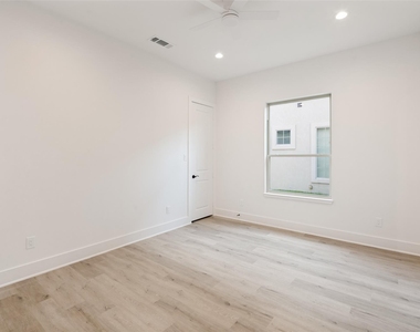 2654 Mount View Drive - Photo Thumbnail 20