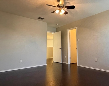 12908 Cedar Hollow Drive - Photo Thumbnail 27