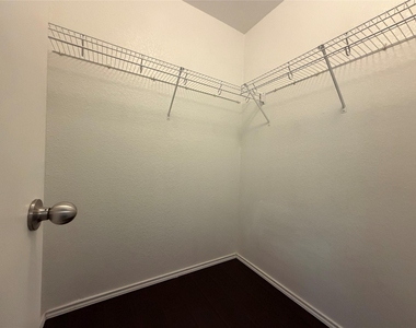 12908 Cedar Hollow Drive - Photo Thumbnail 30