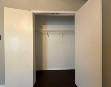 12908 Cedar Hollow Drive - Photo Thumbnail 34