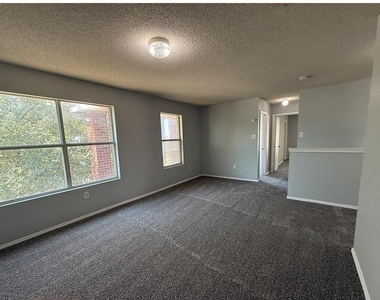 801 Flamingo Drive - Photo Thumbnail 12