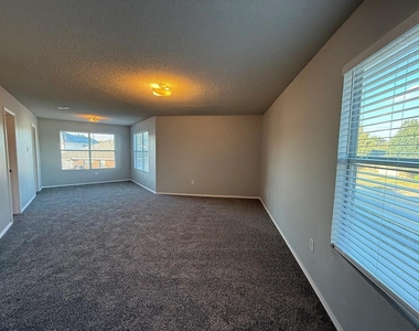 801 Flamingo Drive - Photo Thumbnail 15