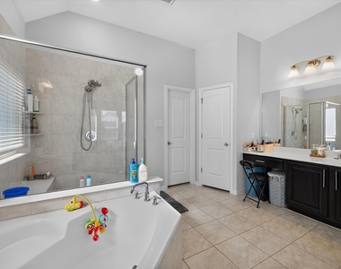 1120 Indianola Trail - Photo Thumbnail 17