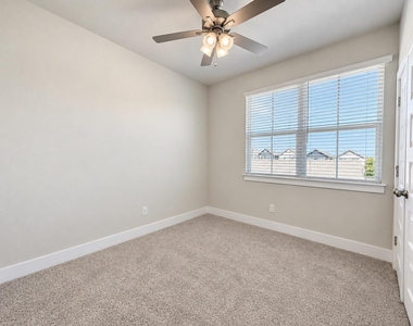 760 W Bedford Euless Road - Photo Thumbnail 14