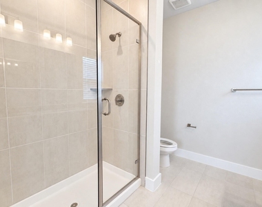 760 W Bedford Euless Road - Photo Thumbnail 11