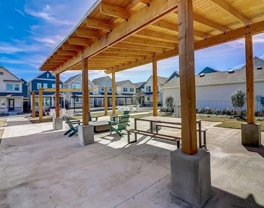 760 W Bedford Euless Road - Photo Thumbnail 15