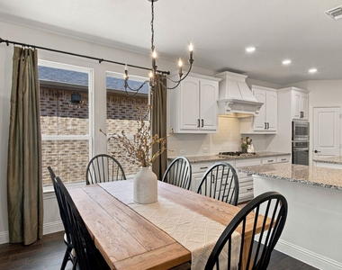 10841 Brownwood Place - Photo Thumbnail 13