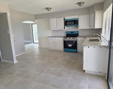 5148 Reed Drive - Photo Thumbnail 17