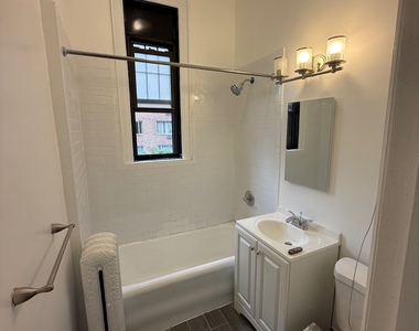 985 Lexington Avenue - Photo Thumbnail 9