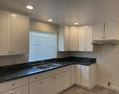 23 Christina Street - Photo Thumbnail 1