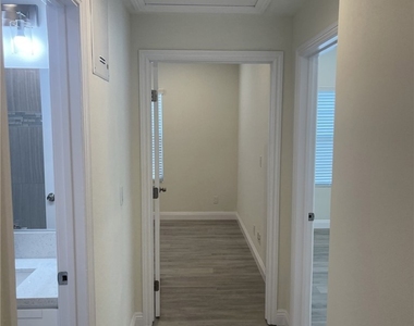23 Christina Street - Photo Thumbnail 3