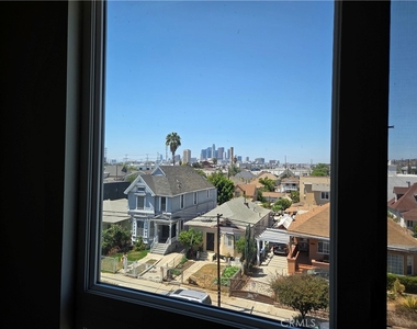 1836 Sichel Street - Photo Thumbnail 5
