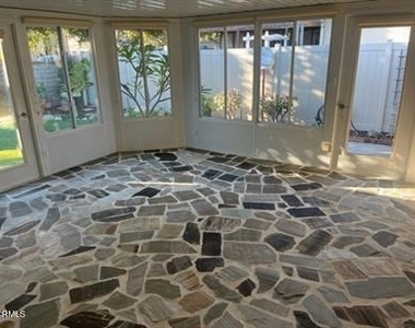 1220 Johnson Drive - Photo Thumbnail 4