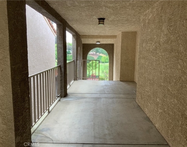 2040 Las Colinas Circle - Photo Thumbnail 14