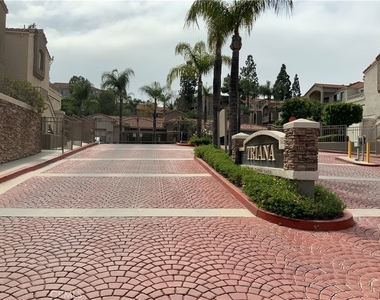2040 Las Colinas Circle - Photo Thumbnail 24