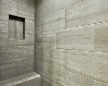 130 Greenleaf Drive - Photo Thumbnail 18